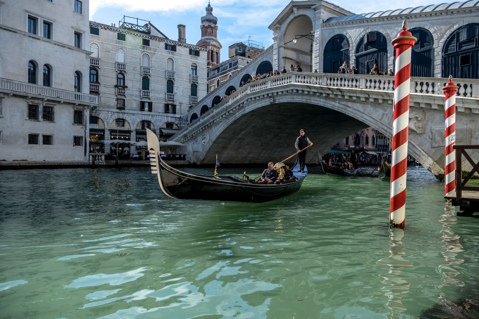 Venice: 2-hour Photo Walk - Inclusions