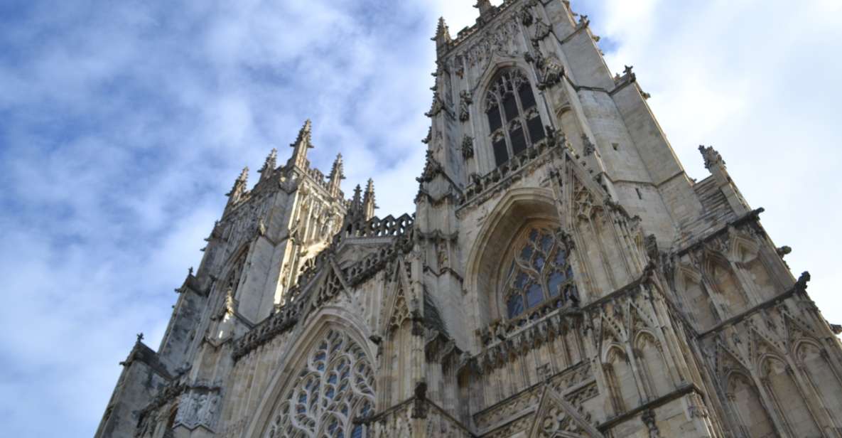 York: Smartphone Guide With Riddles and Discovery Walk - Inclusions