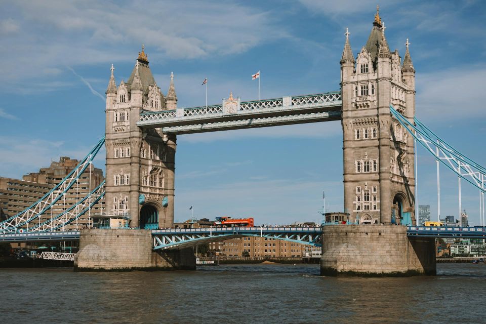 London : Digital Audio Guide for Tower Bridge - Important Information