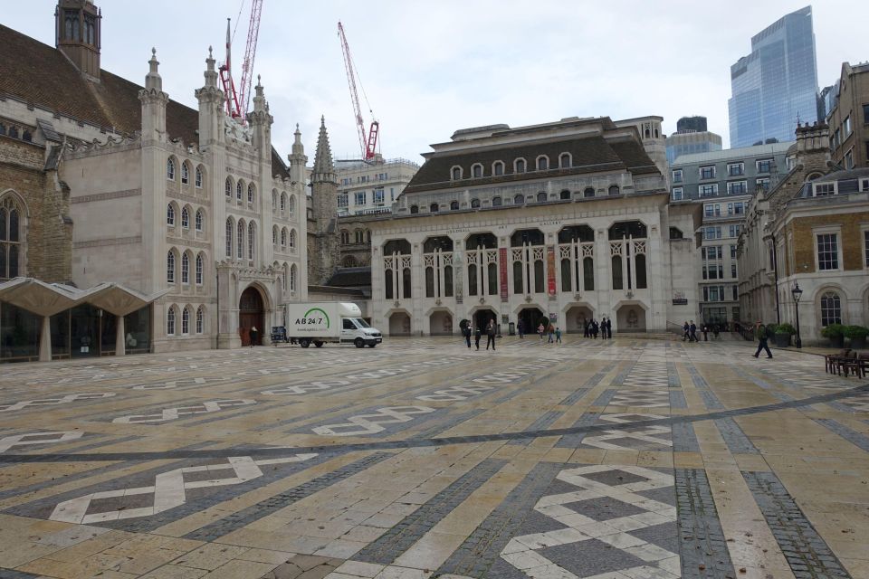 The Remains of Roman London Self-Guided Walking Audio Tour - Meeting Point