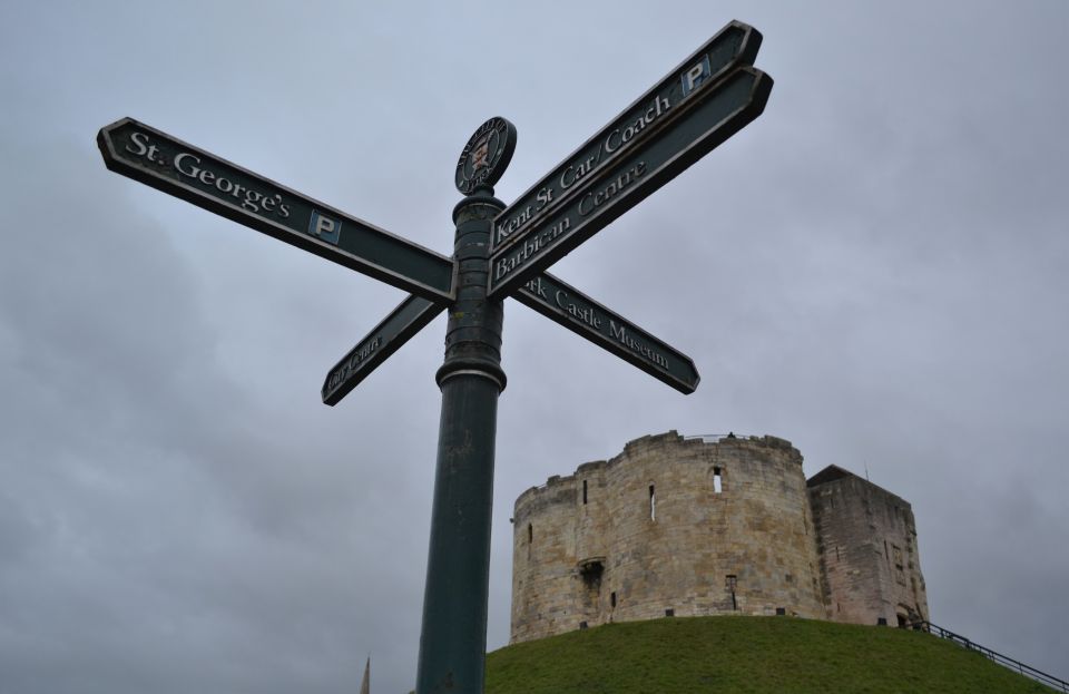 York: Smartphone Guide With Riddles and Discovery Walk - Customer Reviews