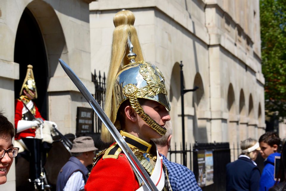 London: German-Speaking Guided Tour of Westminster - Common questions