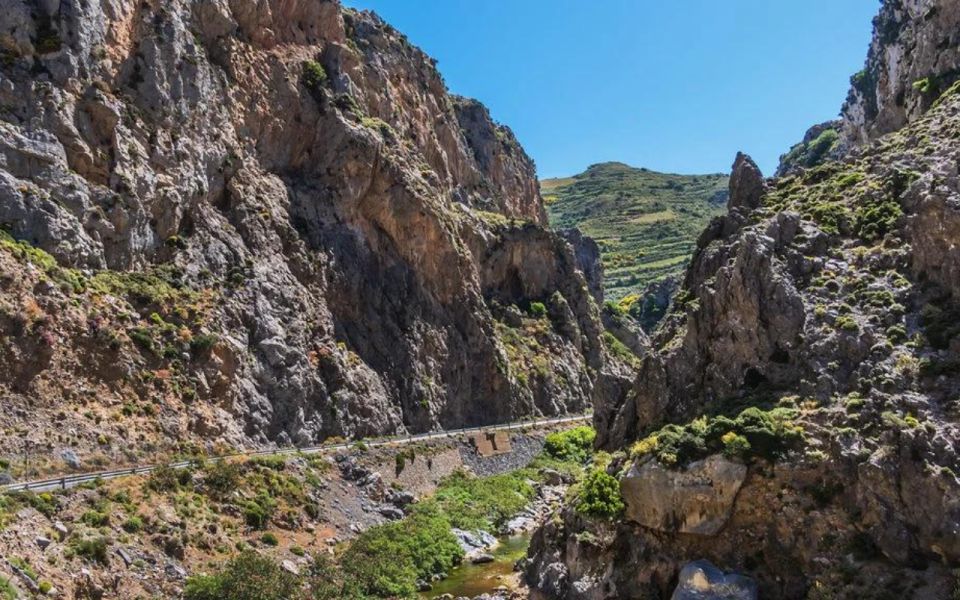 Explore Preveli Palms, Damnoni Beach & Historic Rethymno - Common questions