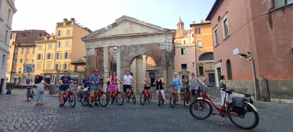 Rome: Night Bike Tour - Meeting Point and Inclusions