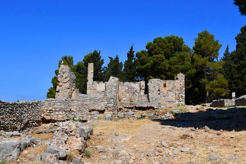 Cefalú: La Rocca Archaeological Park Guided Hiking Tour - Key Points