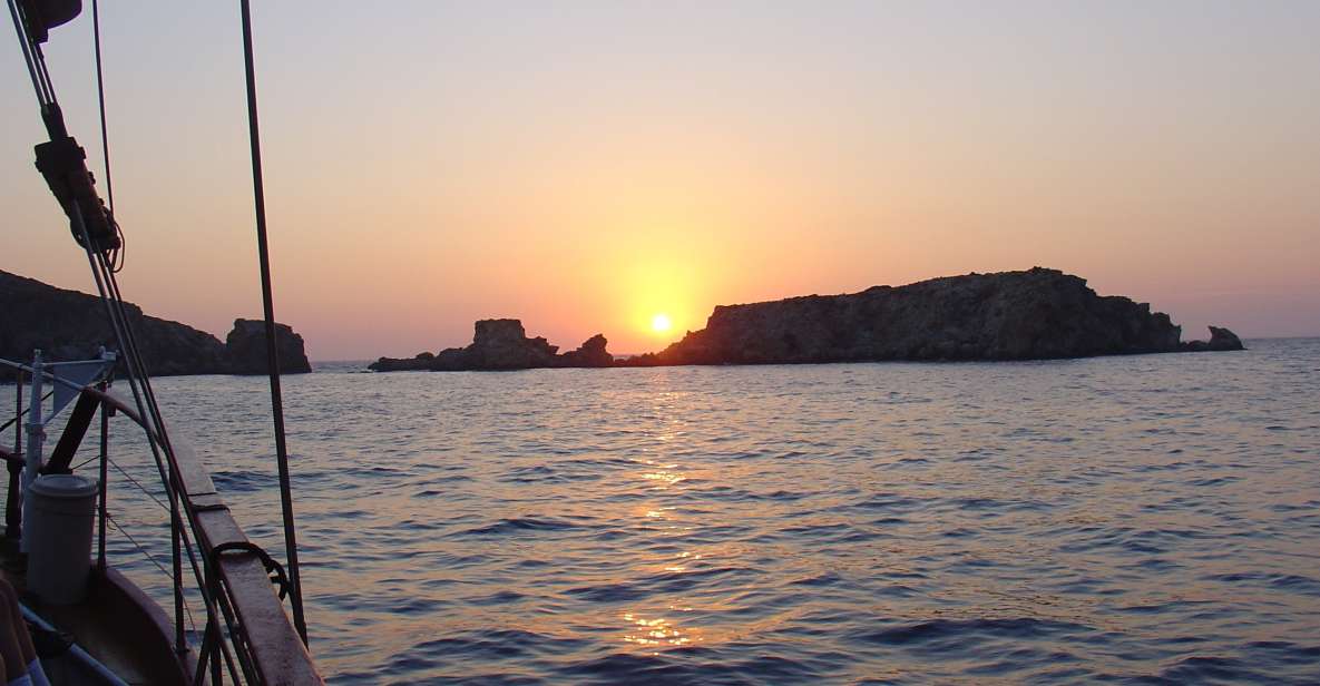 From Agia Anna: Sunset Boat Cruise With Refreshments - Key Points