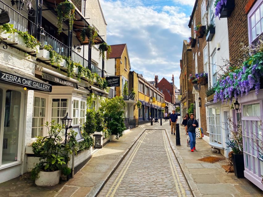 London: Hampstead Self-Guided Walking Discovery Game - Key Points