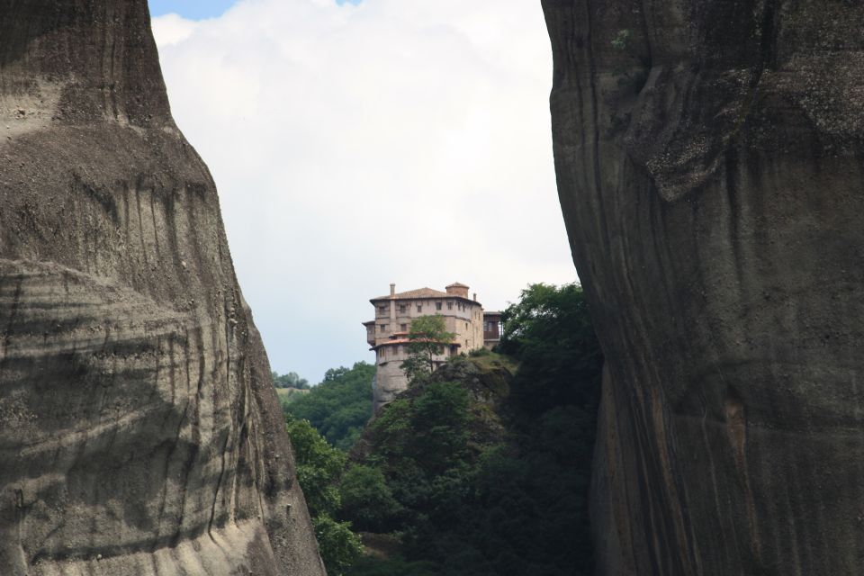 Meteora: Easy Hiking Adventure - Key Points