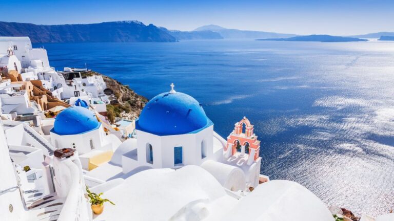 1-Day Boat Trip: Santorini Volcano, Thirassia & Oia Sunset