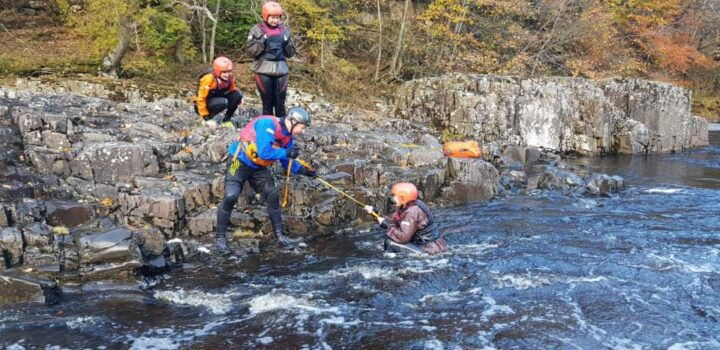 Bowlees: White Water Tubing - Pricing and Duration