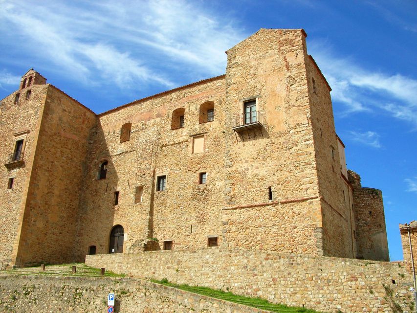 Castelbuono: Medieval Walking Tour & Local Dessert - Highlights