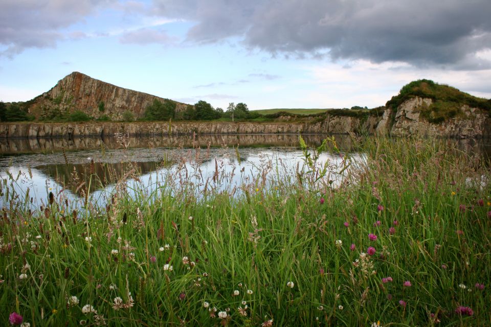 Hadrians Wall: 2-Hour Guided Tour - Whats Included