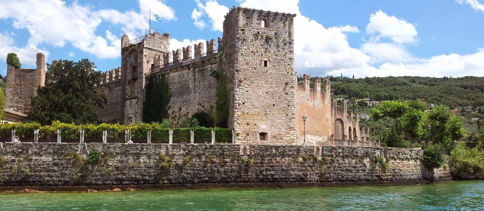 Lake Garda Nature, Cuisine, Culture and History. - Unveiling Cultural Treasures