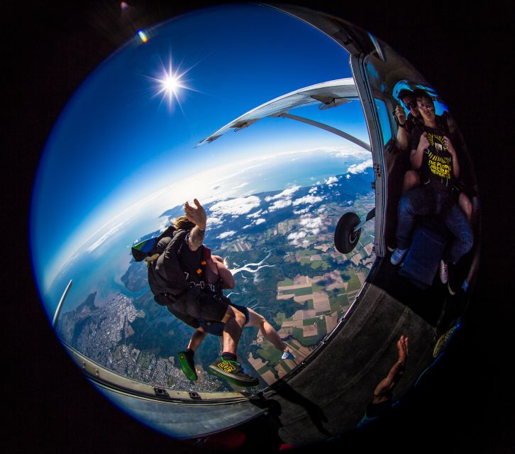 Cairns: Tandem Skydive From 15,000 Feet - Booking Information