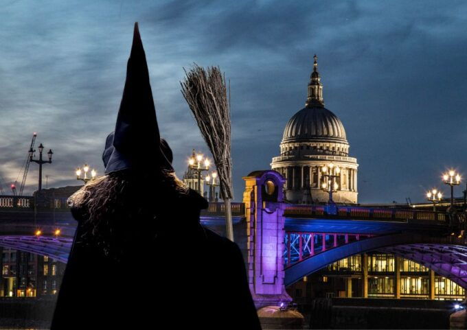 London: Witches and History Magical Walking Tour - Customer Reviews