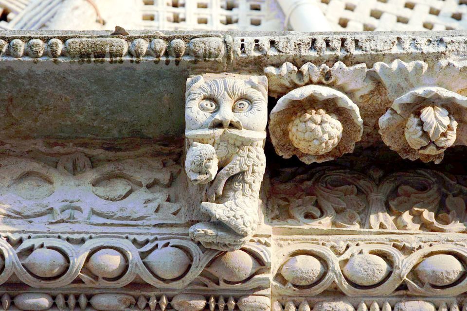 Troia Walking Tour: Apulian Romanesque Architecture - Common questions