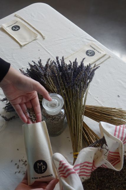 Lavender Field & Distillery Tour Between Nimes & Arles - Accessibility Information