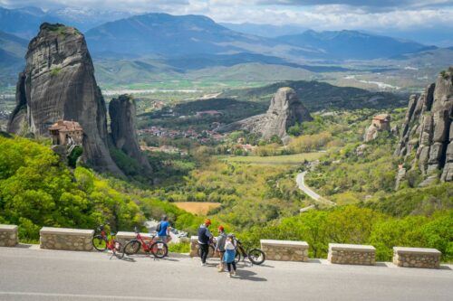 Meteora and Neanderthal Cave Morning Tour - Common questions