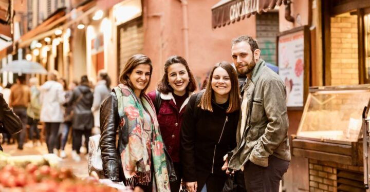 Bologna: Eat and Drink Like a Local Food Tour - Key Points