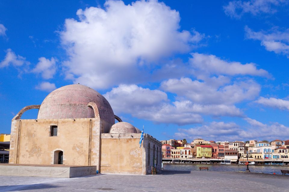 Chania: City Exploration Game and Tour - Key Points