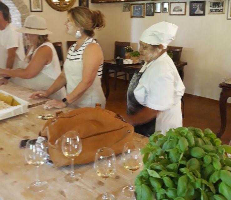 Rome: Private Wine Tour and Pasta Making Class in a Winery - Key Points