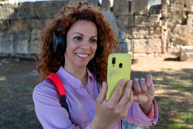 Ancient Agora: Audiovisual Self-Guided Tour With 3D Models