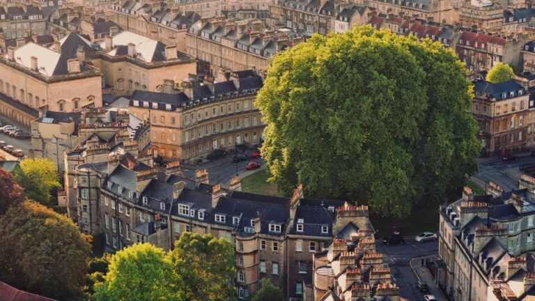 Bath: Self-Guided Tour App and Big Britain Quiz