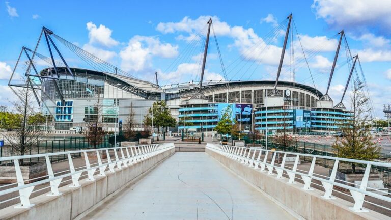 Etihad Stadium: The Manchester City Stadium Tour