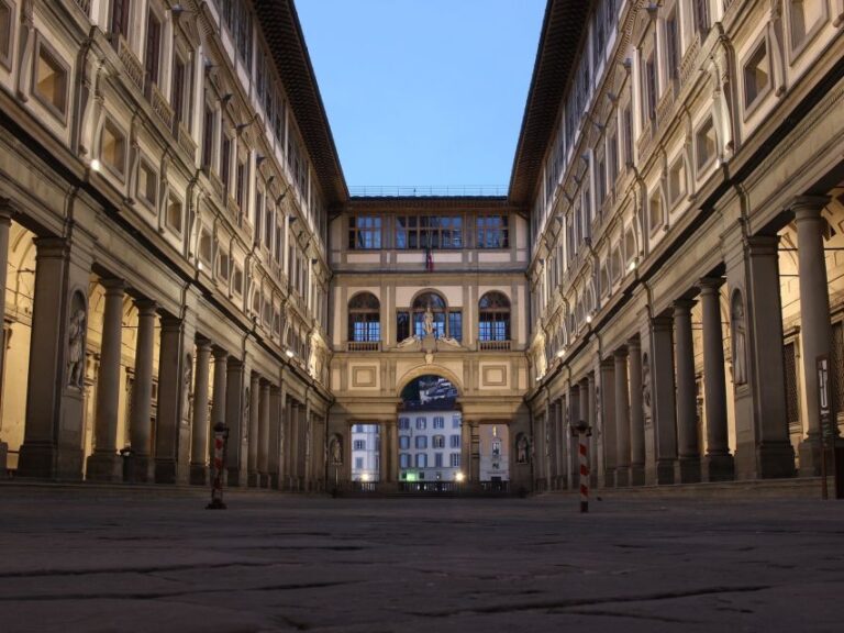 Florence: Uffizi Gallery Private Treasure Hunt for Families