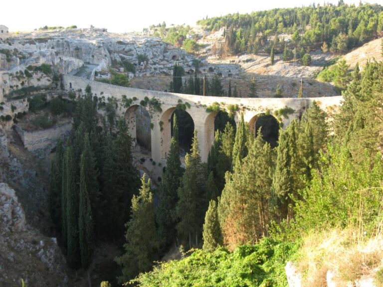 Gravina in Puglia James Bond 007 Guided Walking Tour