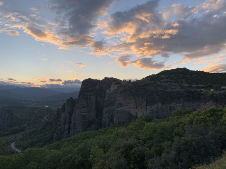 Kalabaka or Kastraki: Meteora Sunset Tour