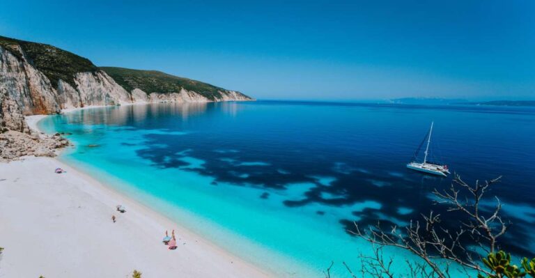 Kefalonia: Assos, Fiscardo & Myrtos Beach Swimming Tour