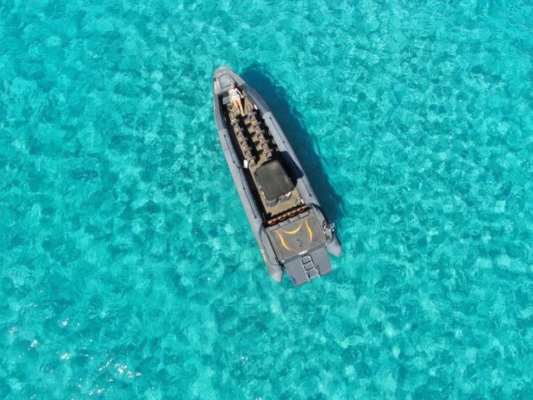 Limeniskos: Gramvousa and Balos Speedboat Tour With Drinks