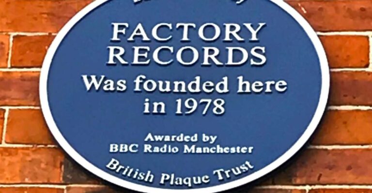 Manchester: Music-Themed City Walking Tour