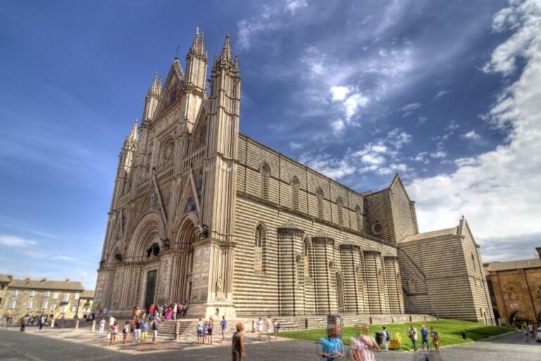 Orvieto: Private Walking Tour With Licensed Guide