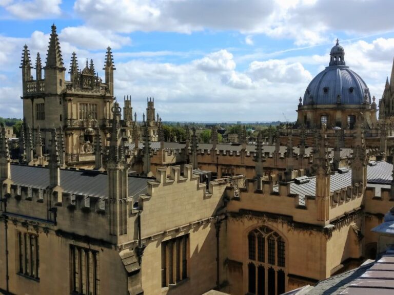 Oxford: CS Lewis and JRR Tolkien Walking Tour