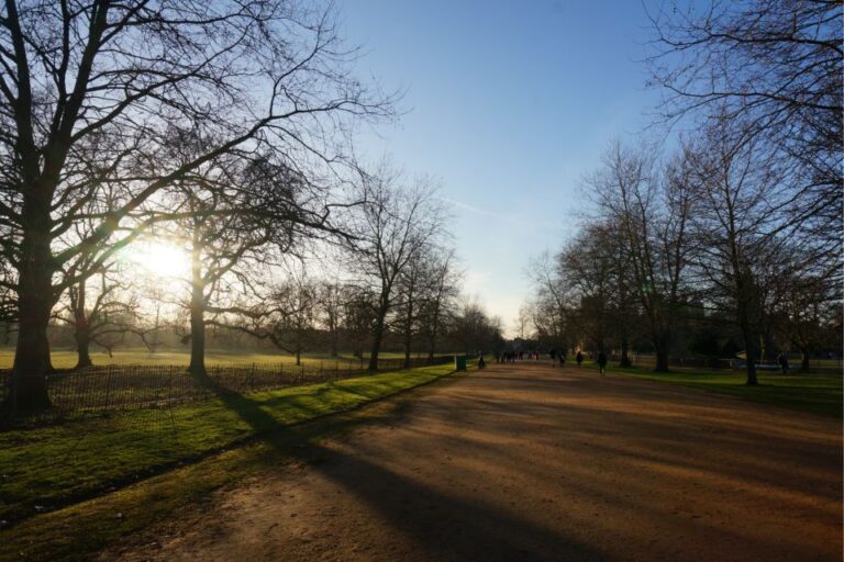 Oxford: Discovery Walk & Reading Walking Tour