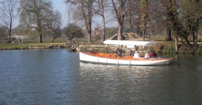 Oxford: Sightseeing Boat Cruise With Prosecco