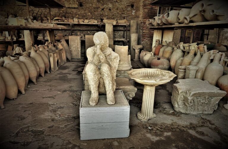 Pompeii-Vesuvius With Lunch From Amalfi Coast All Inclusive