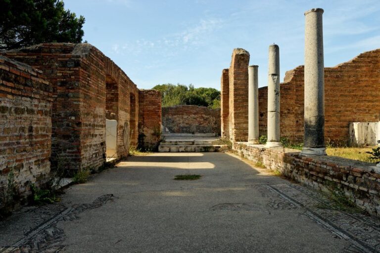 Rome: Ostia Antica Private Walking Tour With Skip-The-Line