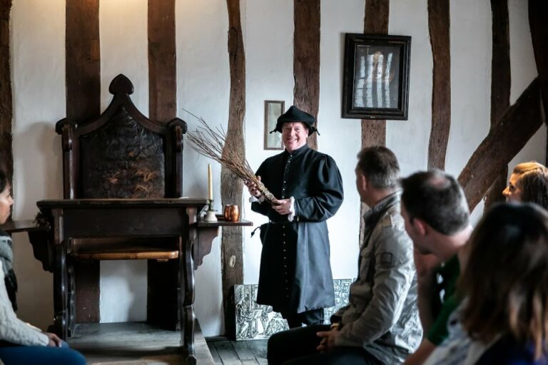 Shakespeares Schoolroom and Guildhall Entrance Tickets