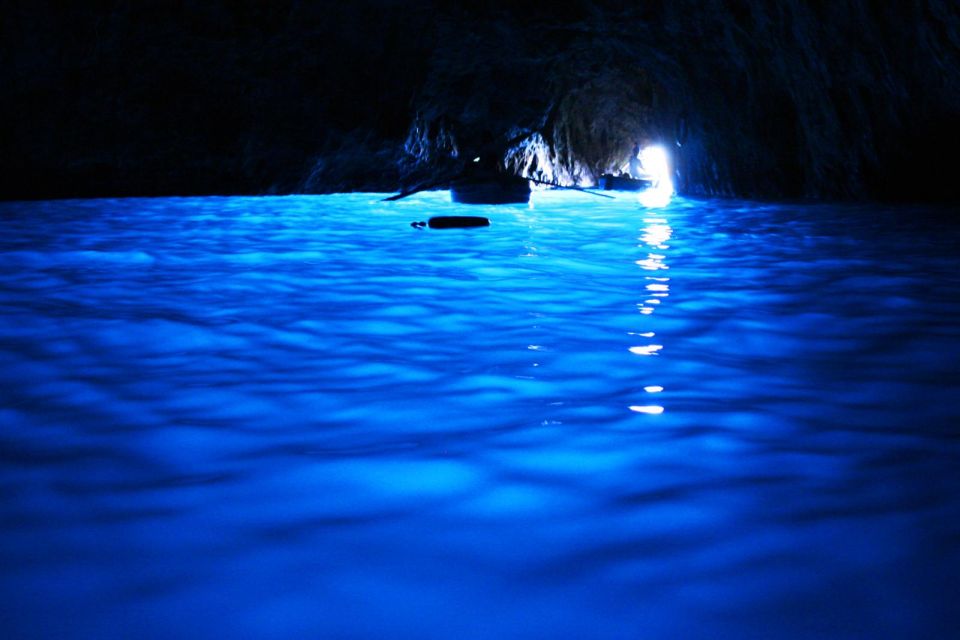 Tour Of The Blue Grotto