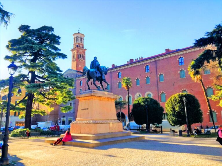 Verona: History and Hidden Gems Guided Walking Tour