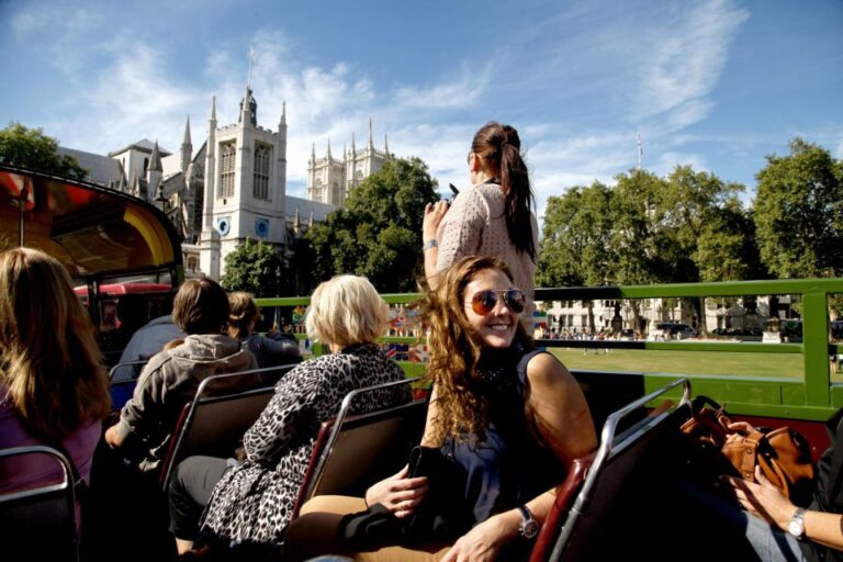 Vintage Double Decker Bus Tour & Thames River Cruise