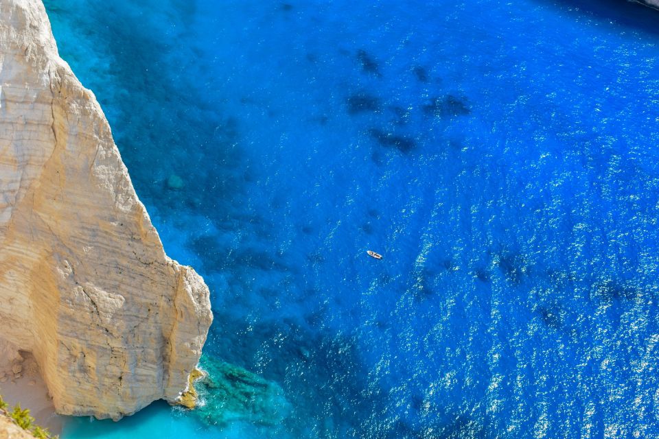 1 zakynthos shipwreck blue caves xigia beach cruise Zakynthos: Shipwreck, Blue Caves & Xigia Beach Cruise