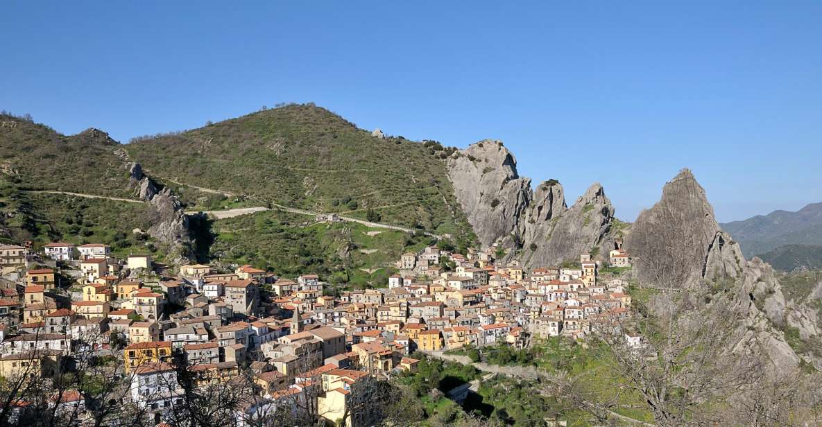 Castelmezzano: 2-Hour Beautiful Village in Italy Tour - Duration and Price