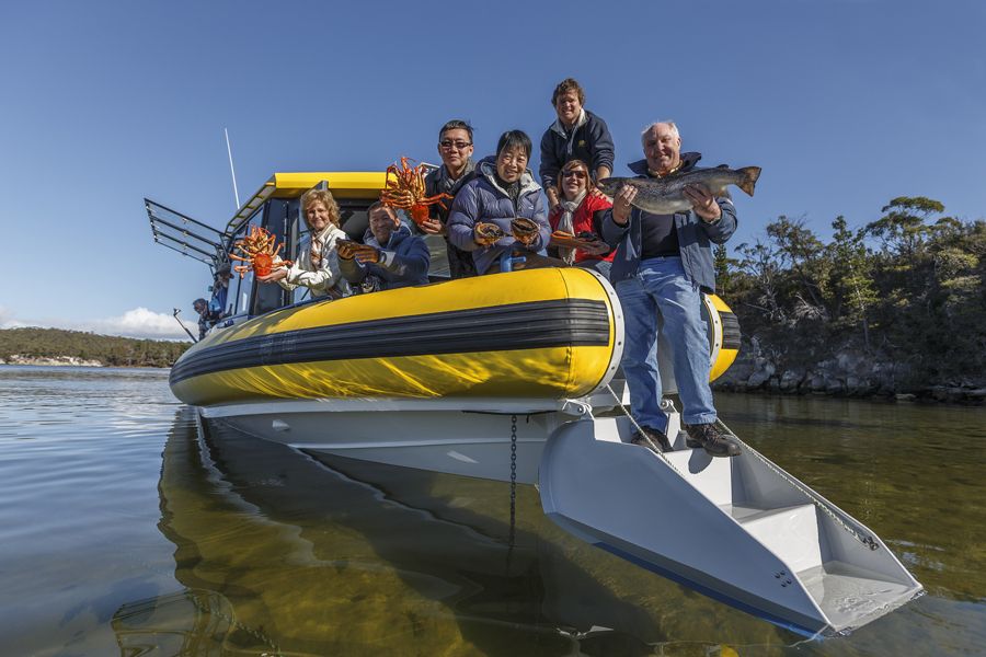 Hobart: Full-Day Tasmania Gourmet Seafood Cruise - Full Description of Cruise