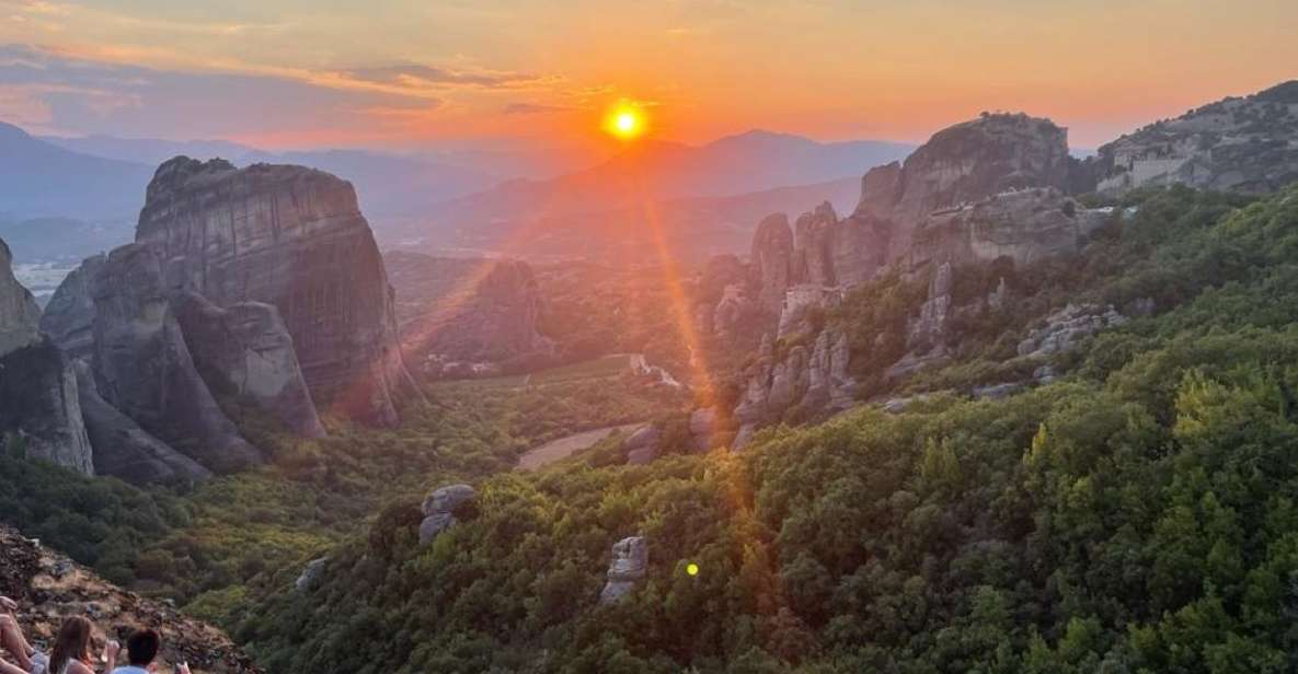 Kalabaka or Kastraki: Meteora Sunset Tour - Tour Details