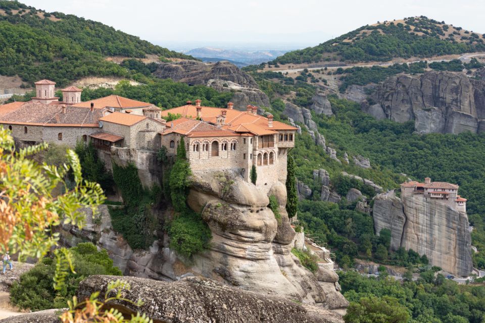 Kalambaka: Varlaam Monastery Self-Guided Walking Audio Tour - Duration and Distance