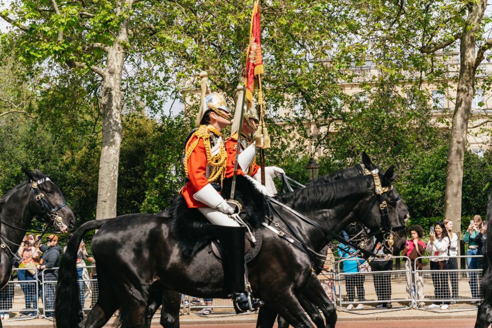 London: Changing of the Guard Walking Tour Experience - Booking Information